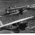 Samolot sportowy RWD na lotnisku w Krakowie podczas Tygodnia Lotniczego LOPP w maju 1935