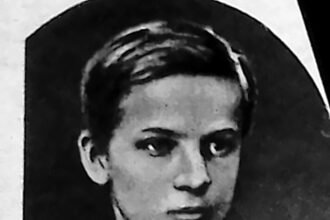 Młody Józef Piłsudski w mundurze gimnazjalnym, portret z lat szkolnych