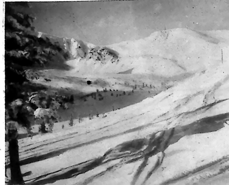 Zaśnieżone zbocza Beskidu i Suchej Przełęczy widziane z Hali Gąsienicowej, ze śladami nart na śniegu. Fotografia z 1926 r.